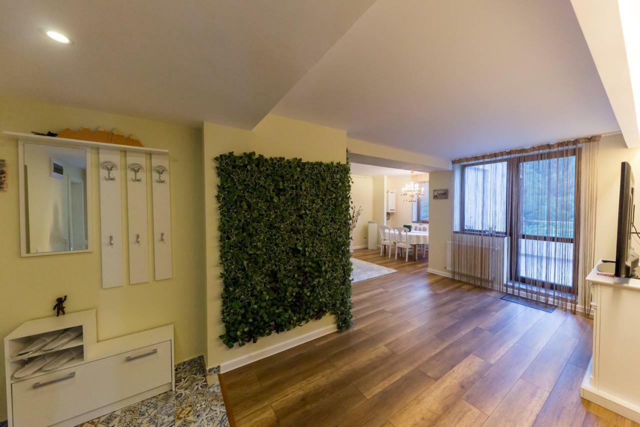 Apartament Carol Sinaia Exteriör bild